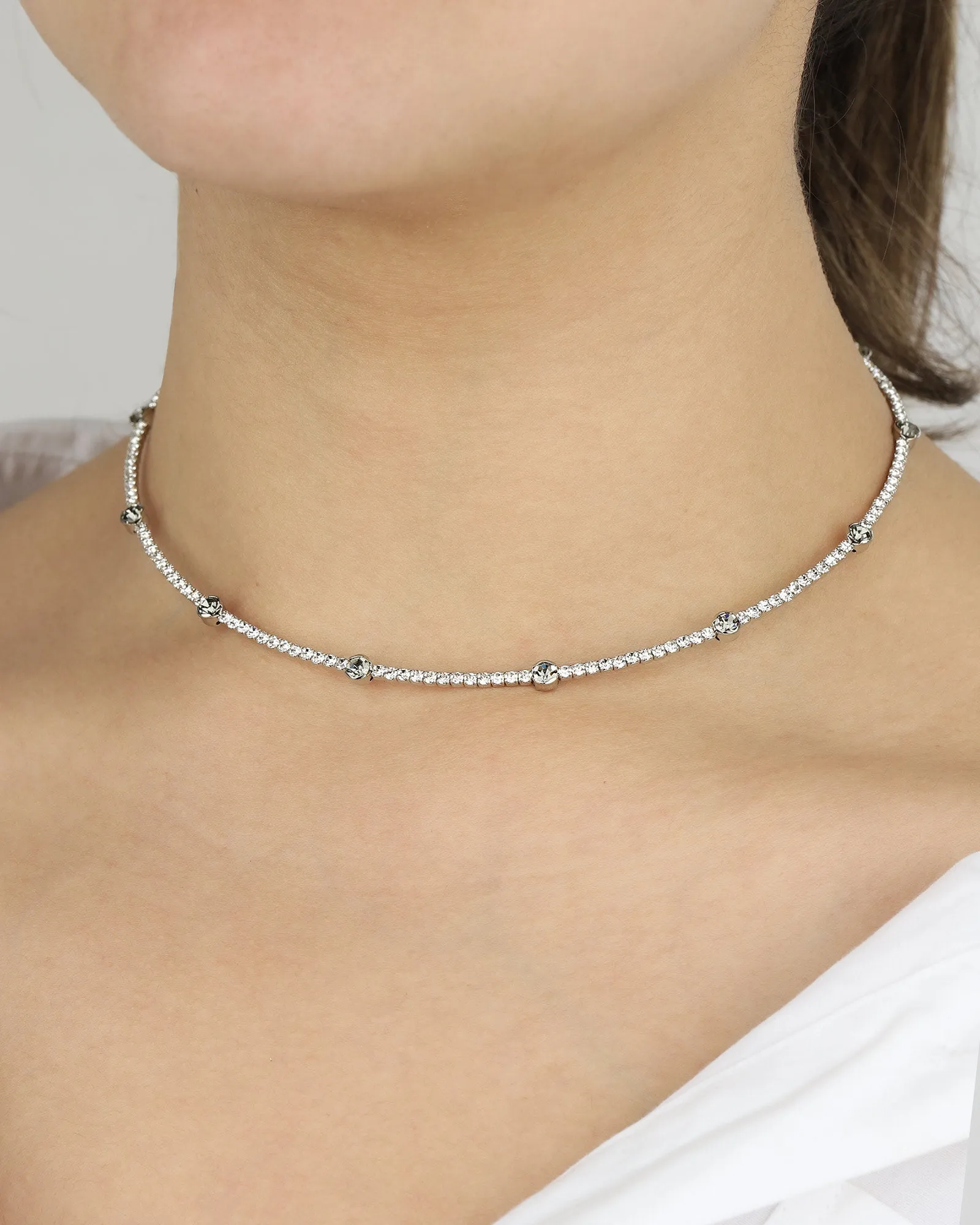 1 Row Crystal Bezel Necklace