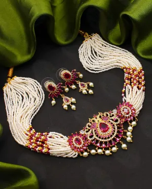 ELEGANT CLASSY PEARL NECKLACE