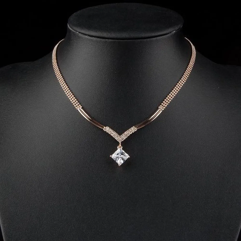 Elegant Party Wear Jewelry Necklace