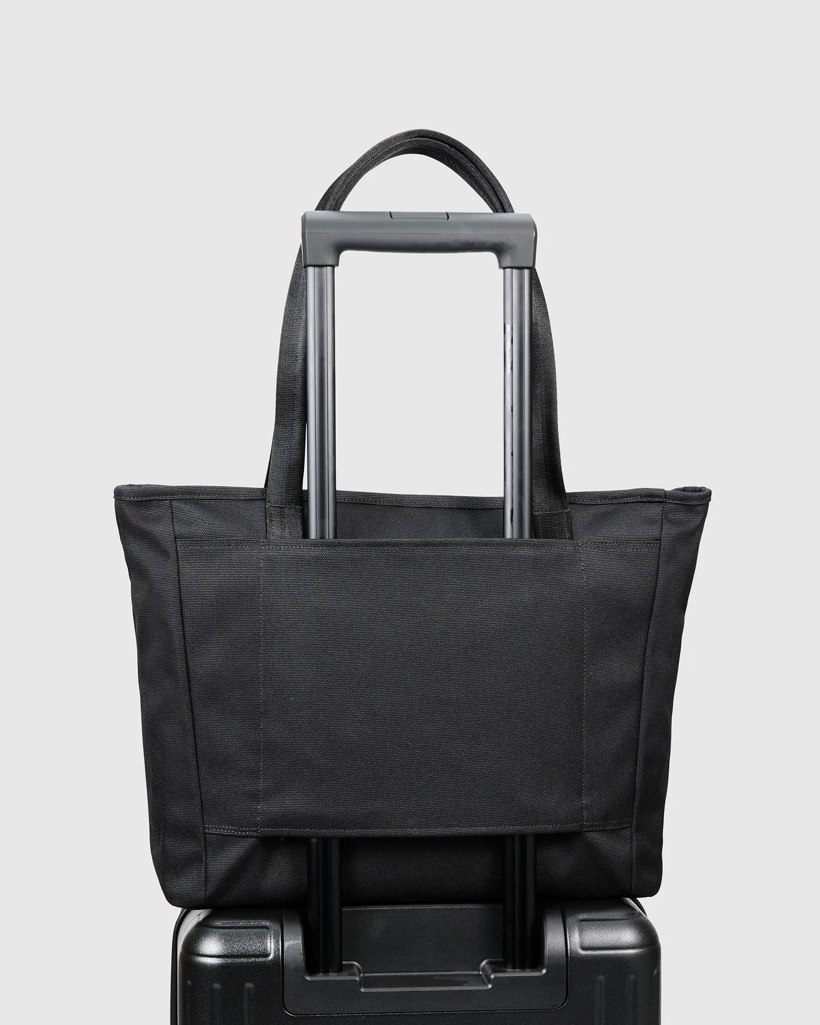 Essential Metro Tote Bag - Onyx Black