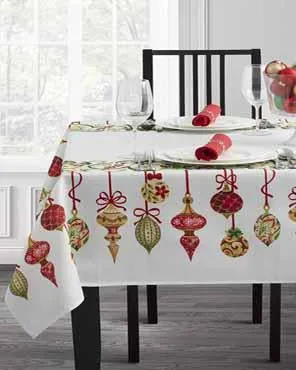 Holiday Trimmings Tablecloth