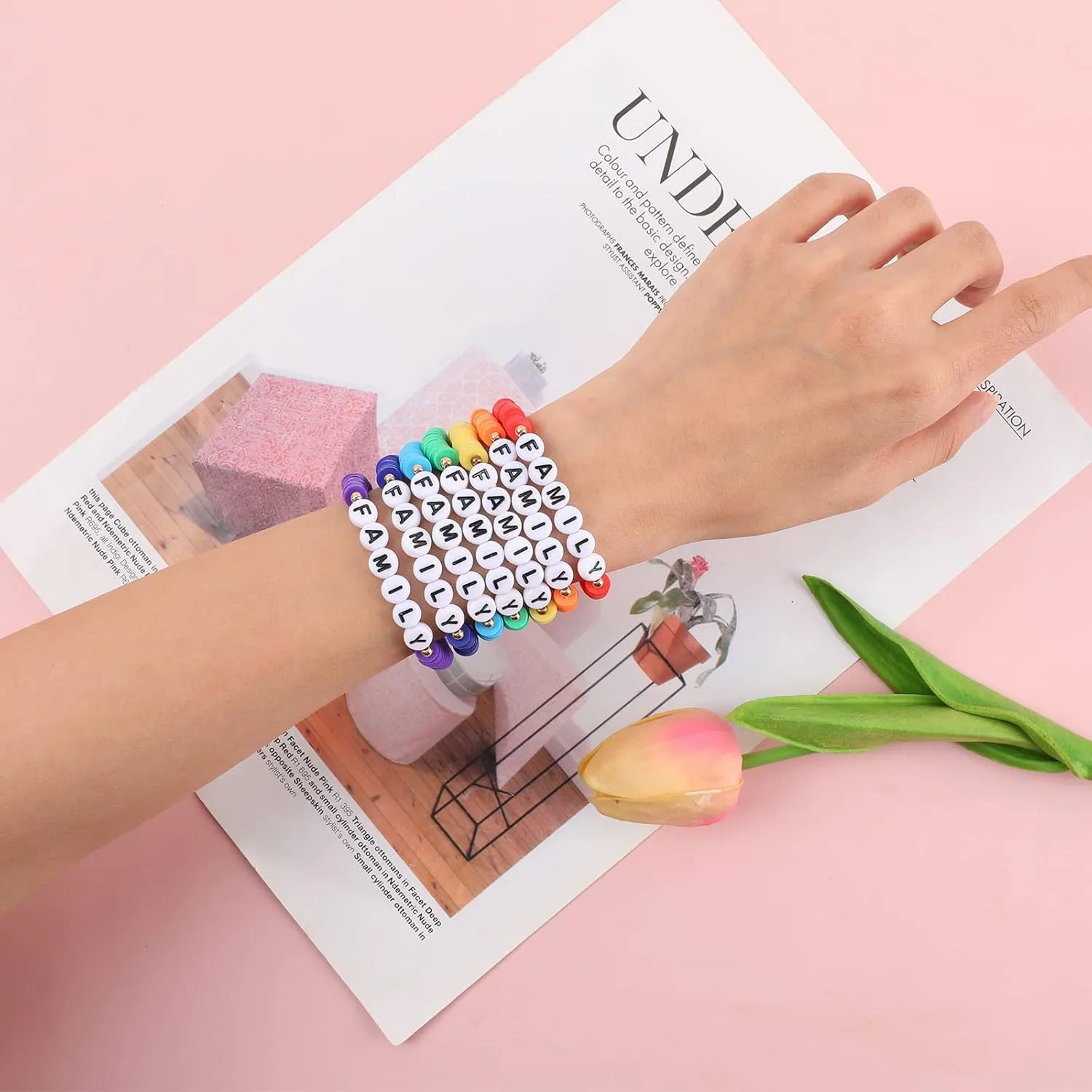 Rainbow Heishi Surfer Bracelets Set for Women Stackable Clay Beaded Bracelets Disc Stretch Preppy Bracelets Layering Colorful Friendship Bracelets Team Cheer Bulk Boho Summer Beach Jewelry Gift