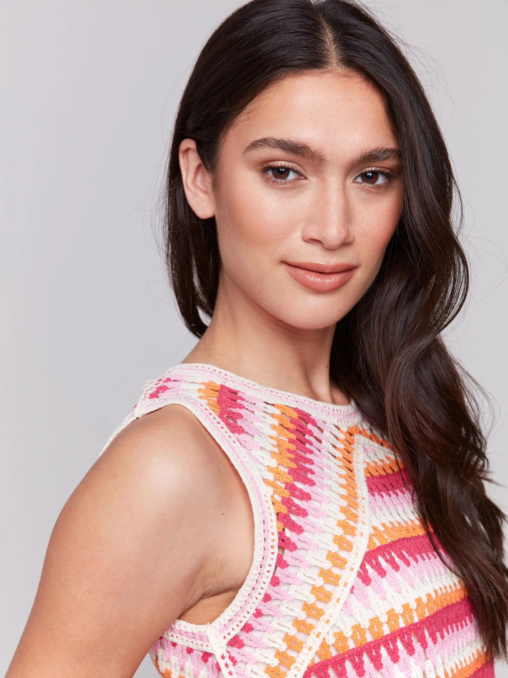 Sleeveless Crochet Crew Neck Top - Begonia