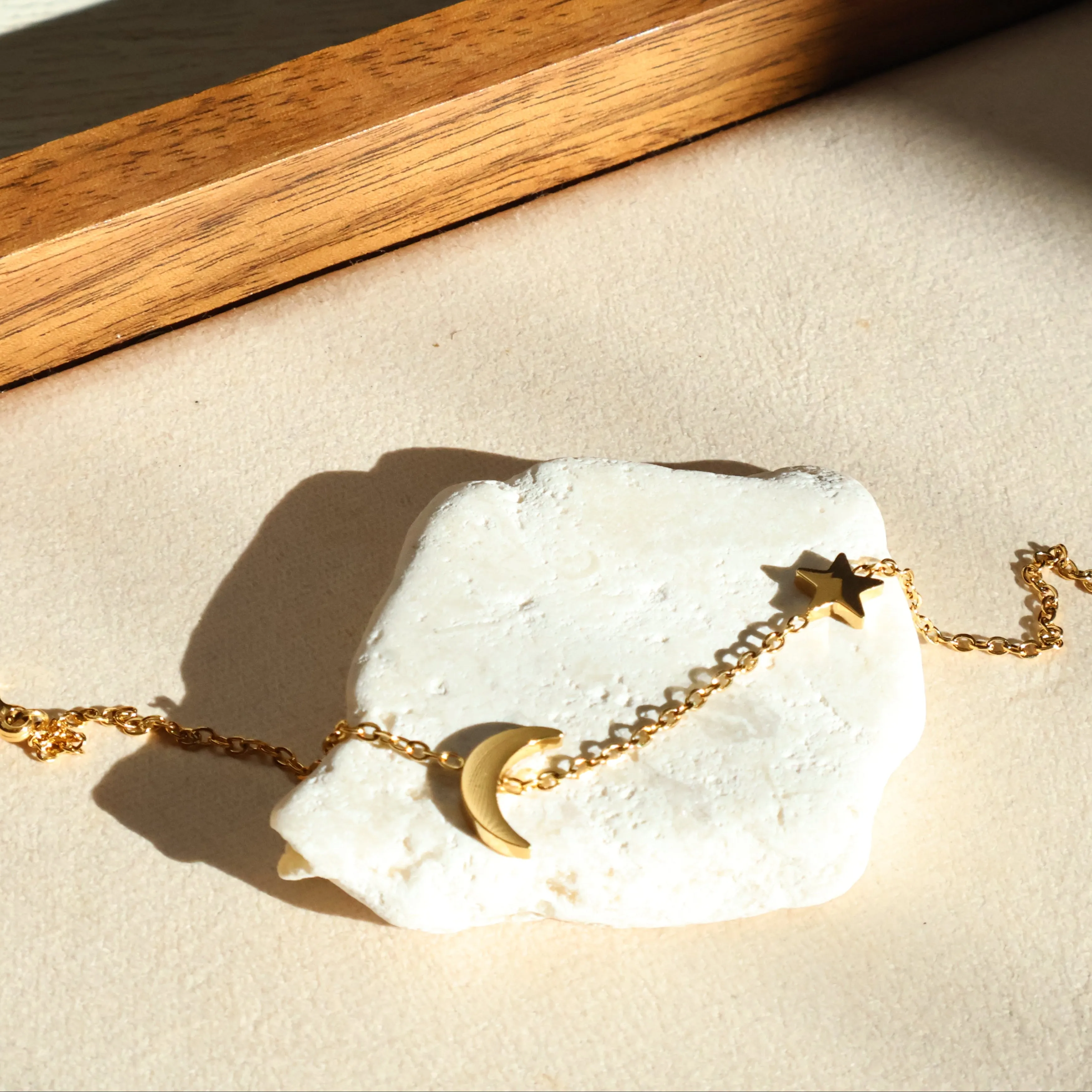 Thea bracelet