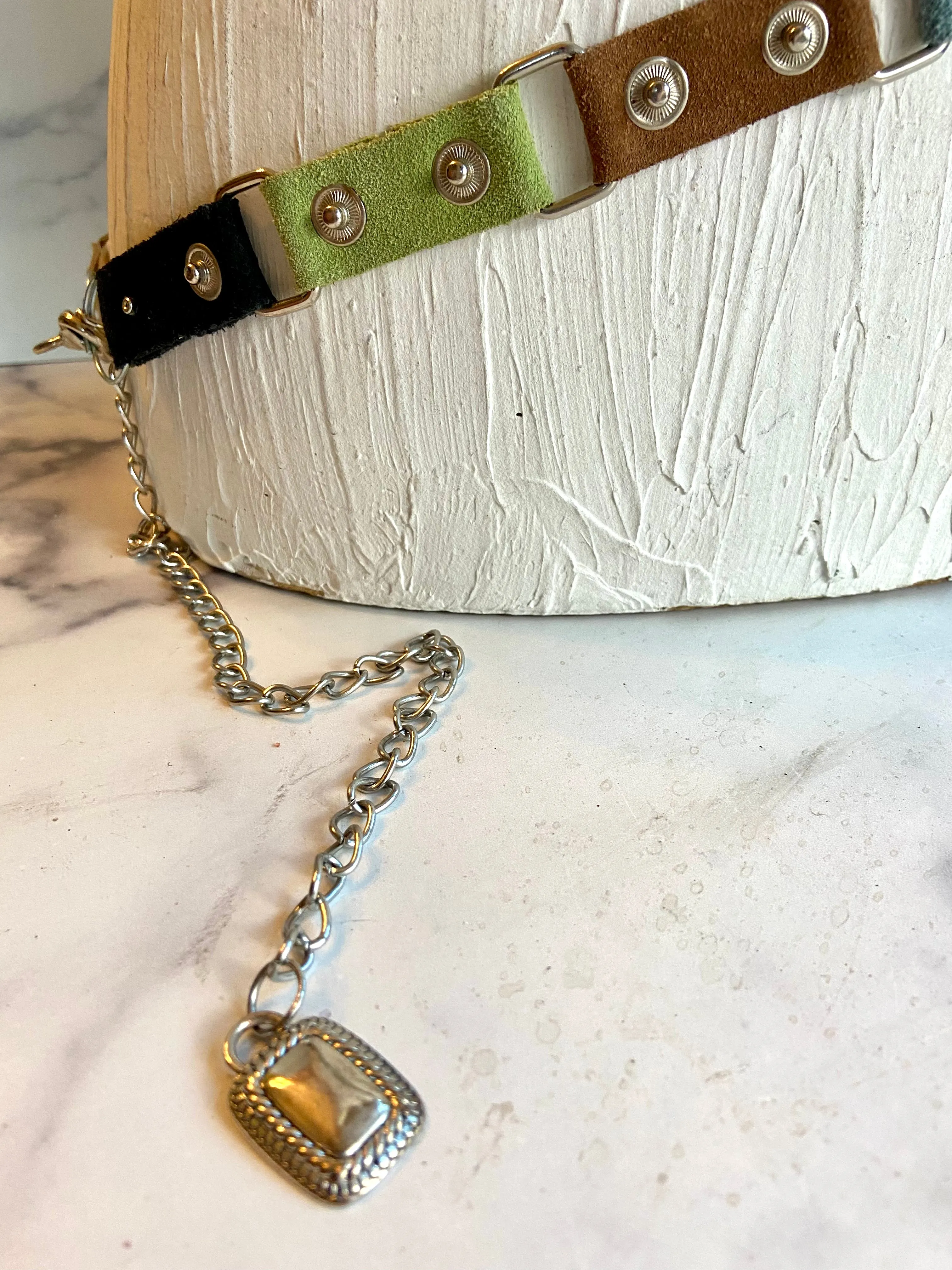 Waist colored belt