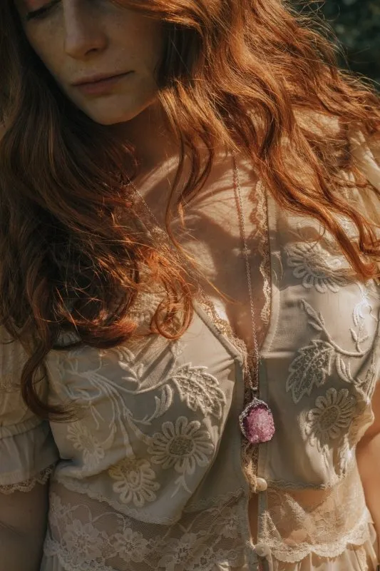 Xander Kostroma - Long Length 925 Sterling Silver Raw Fuchsia Pink Agate Necklace for Women - 68cm Chain - Enhances Positivity and Mental Function - Handcrafted Unique Jewelry - Perfect Gift for Elegance and Balance